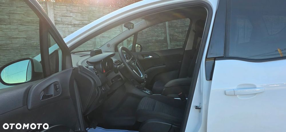 Opel Meriva 1.4 T Cosmo S&S - 12