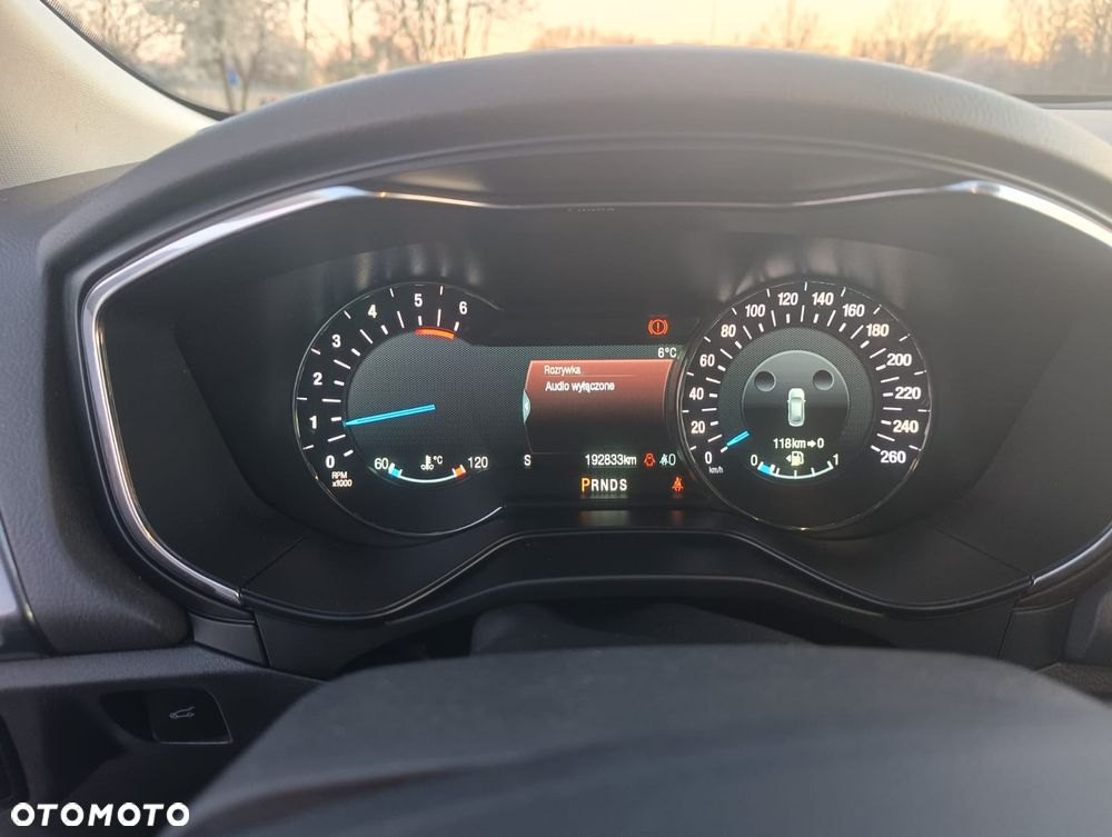 Ford Mondeo 2.0 EcoBlue Titanium - 16