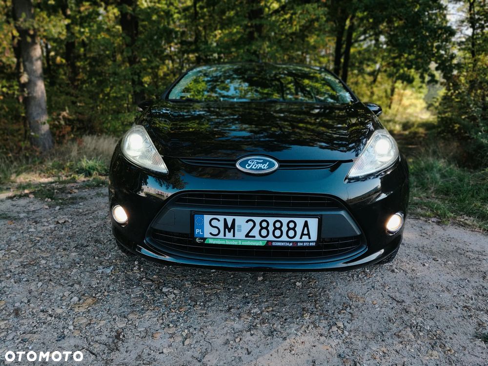 Ford Fiesta 2011 photo 4
