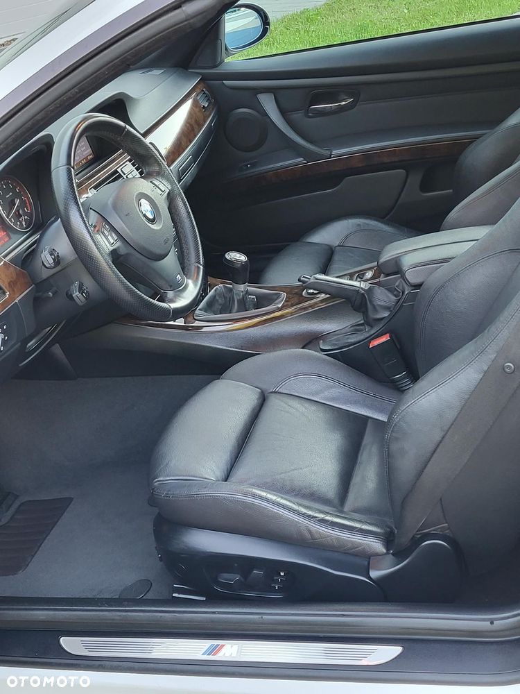 BMW Seria 3 325i - 5