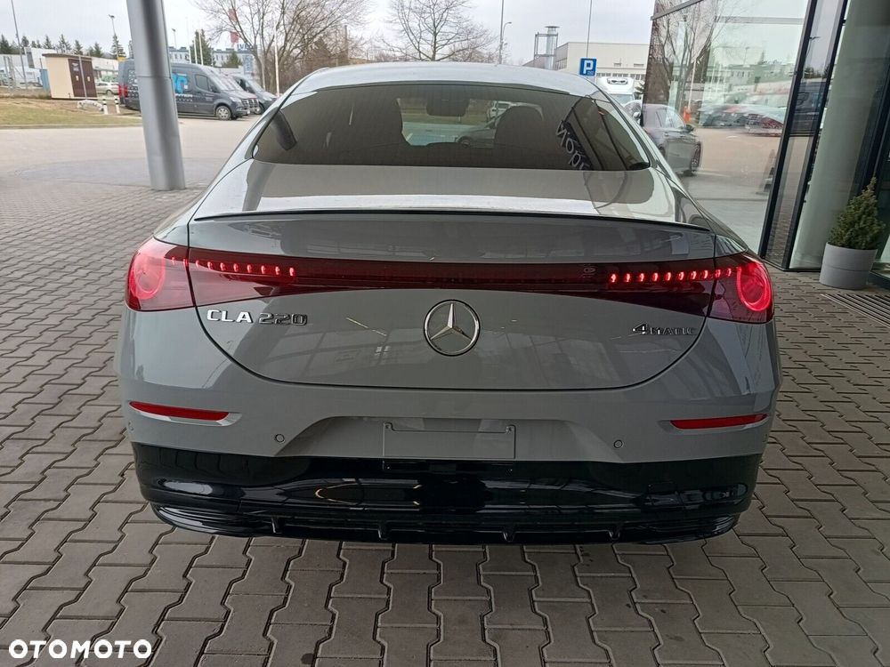 Mercedes-Benz CLA - 7
