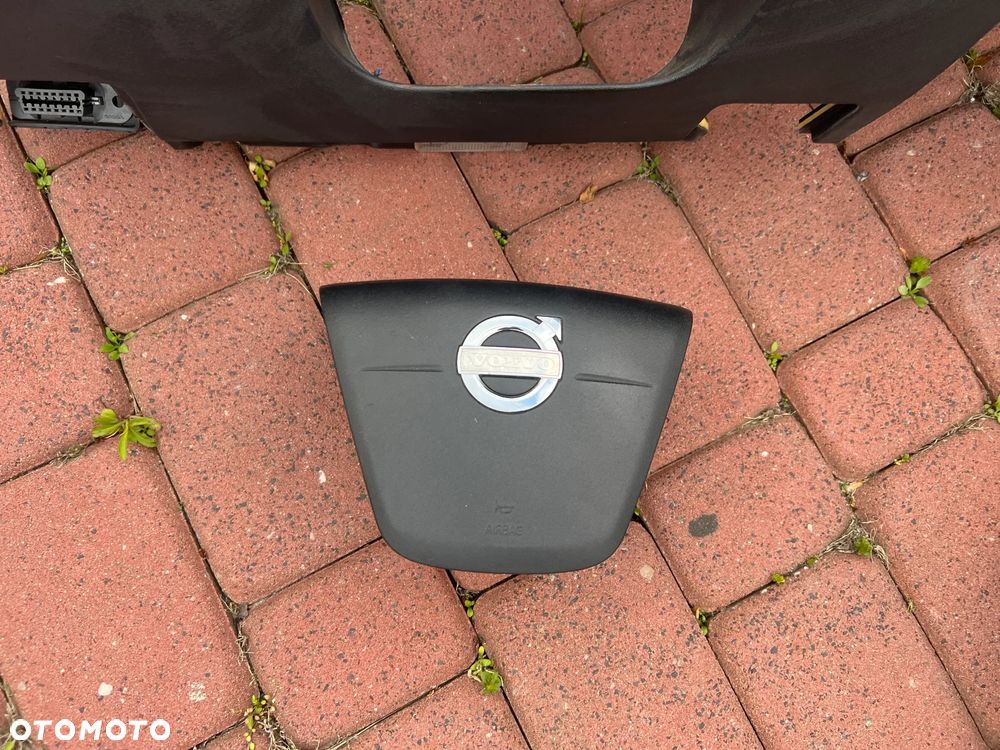 DESKA KONSOLA KOKPIT PODUSZKA PASY VOLVO XC70 V70 S80 II - 7