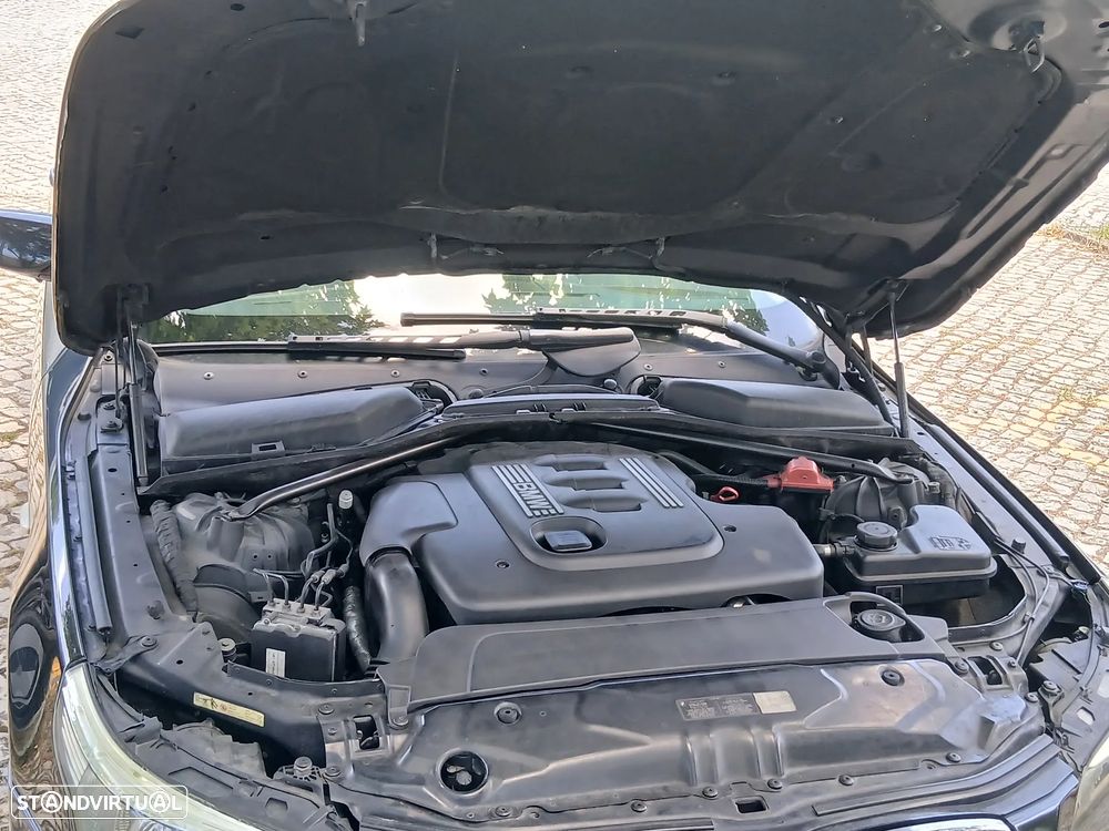 BMW 520 dA - 14