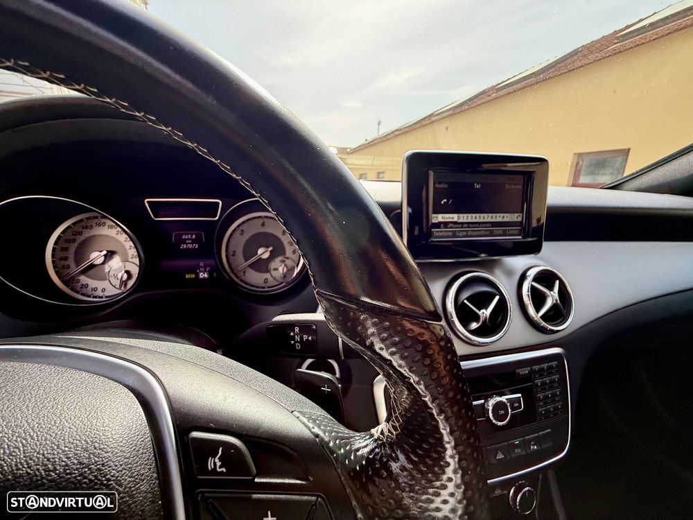 Mercedes-Benz CLA 220 CDi AMG Line Aut. - 13