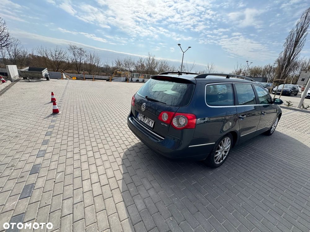 Volkswagen Passat 2.0 TDI Comfortline - 7