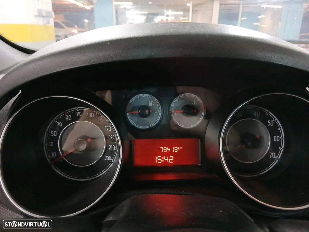 Fiat Punto 1.2 Easy S&S - 8