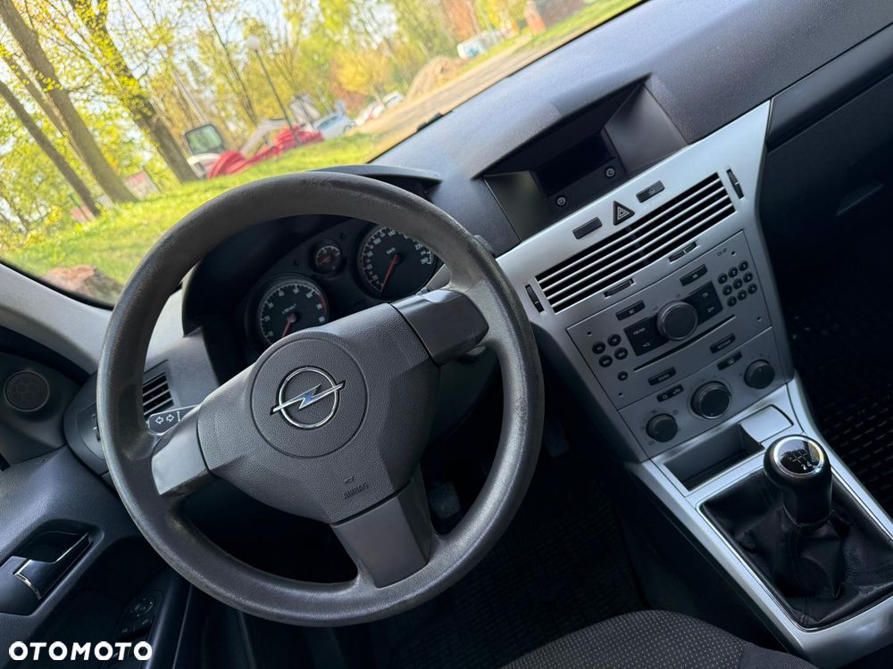 Opel Astra 1.4 Selection - 16