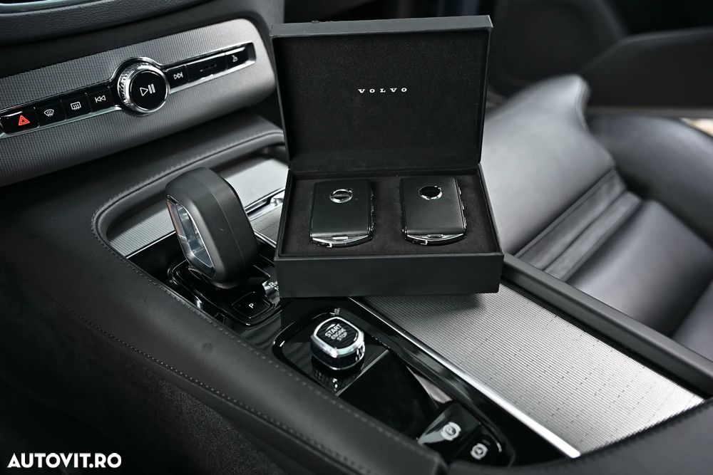 Volvo XC 90 D5 AWD Geartronic Inscription - 25