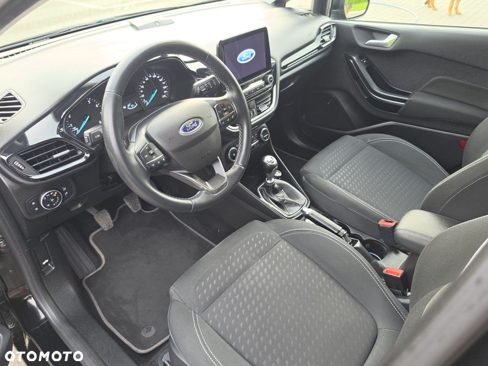 Ford Fiesta 1.0 EcoBoost S&S TITANIUM - 8