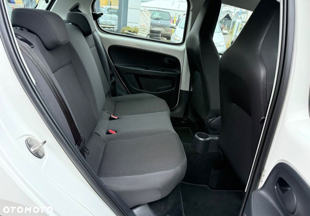 Volkswagen up! - 20