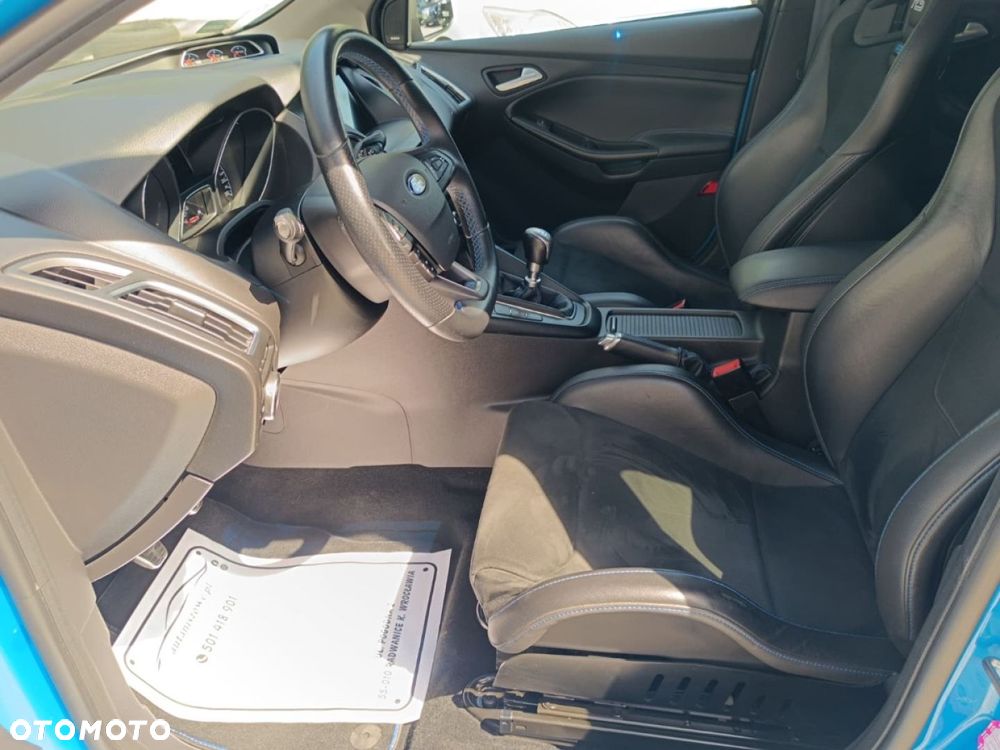 Ford Focus - 19