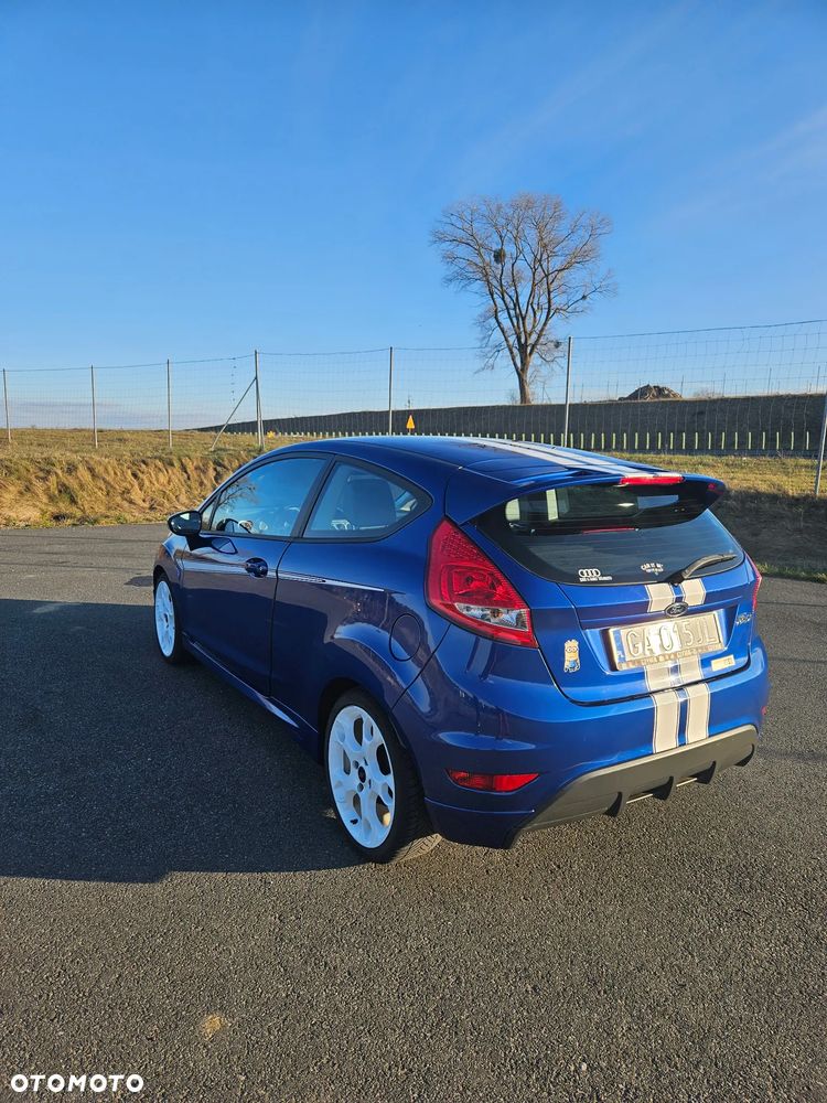 Ford Fiesta 1.6 Ti-VCT Sport - 8