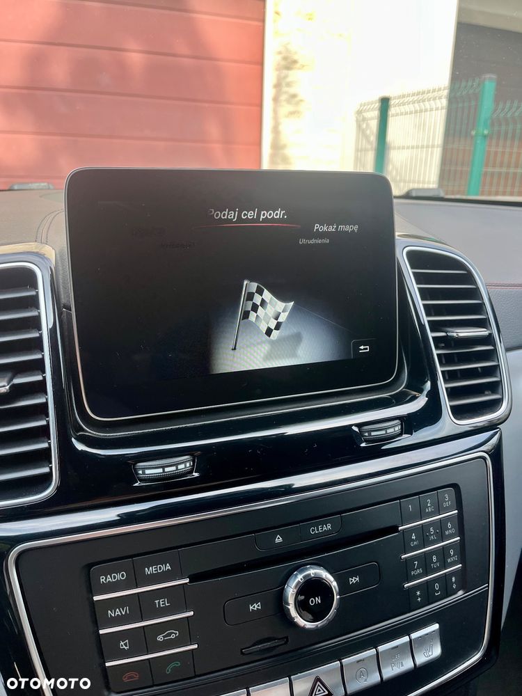 Mercedes-Benz GLE 350 d 4-Matic - 25