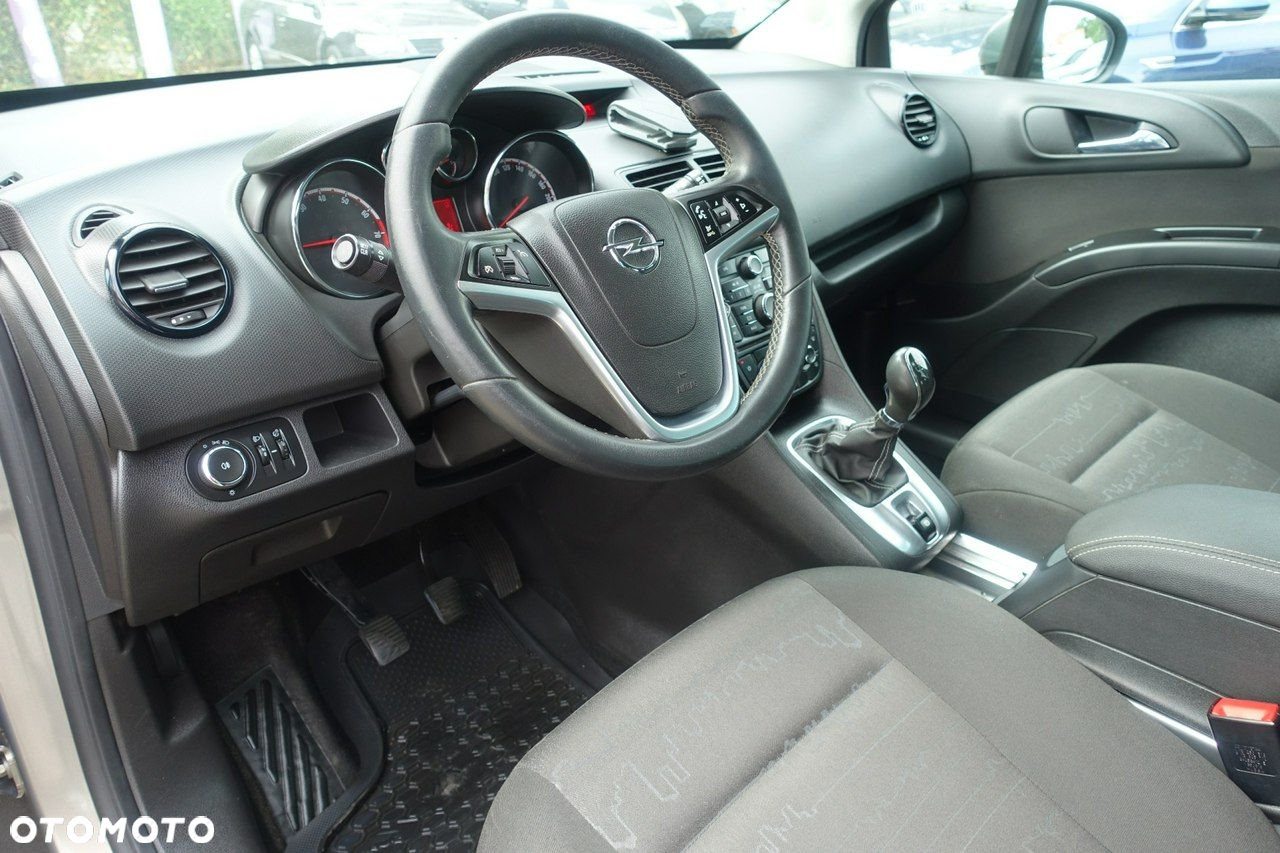 Opel Meriva - 9