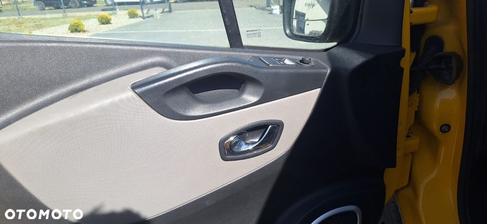 Renault Trafic - 13
