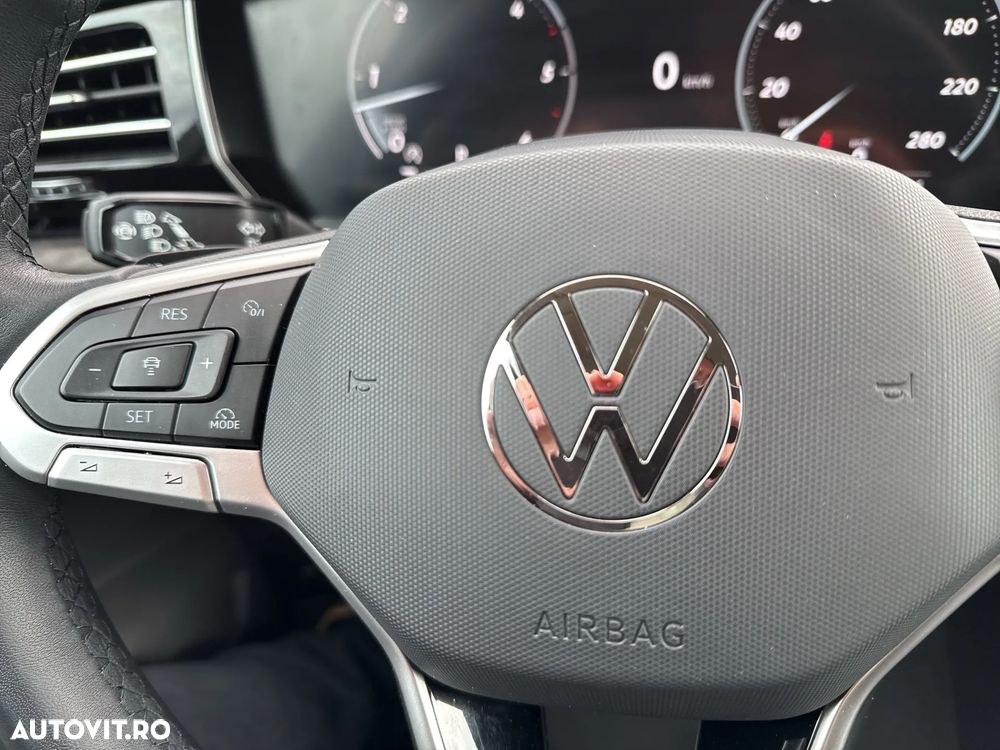 Volkswagen Touareg V6 TDI 4MOTION Elegance - 18