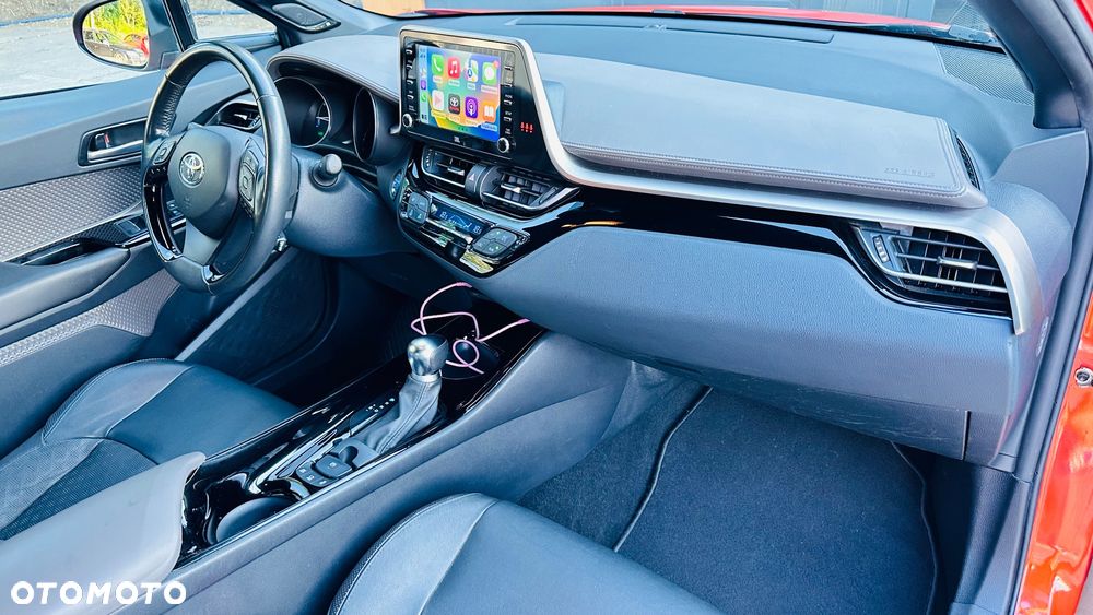 Toyota C-HR 2.0 Lounge - 37