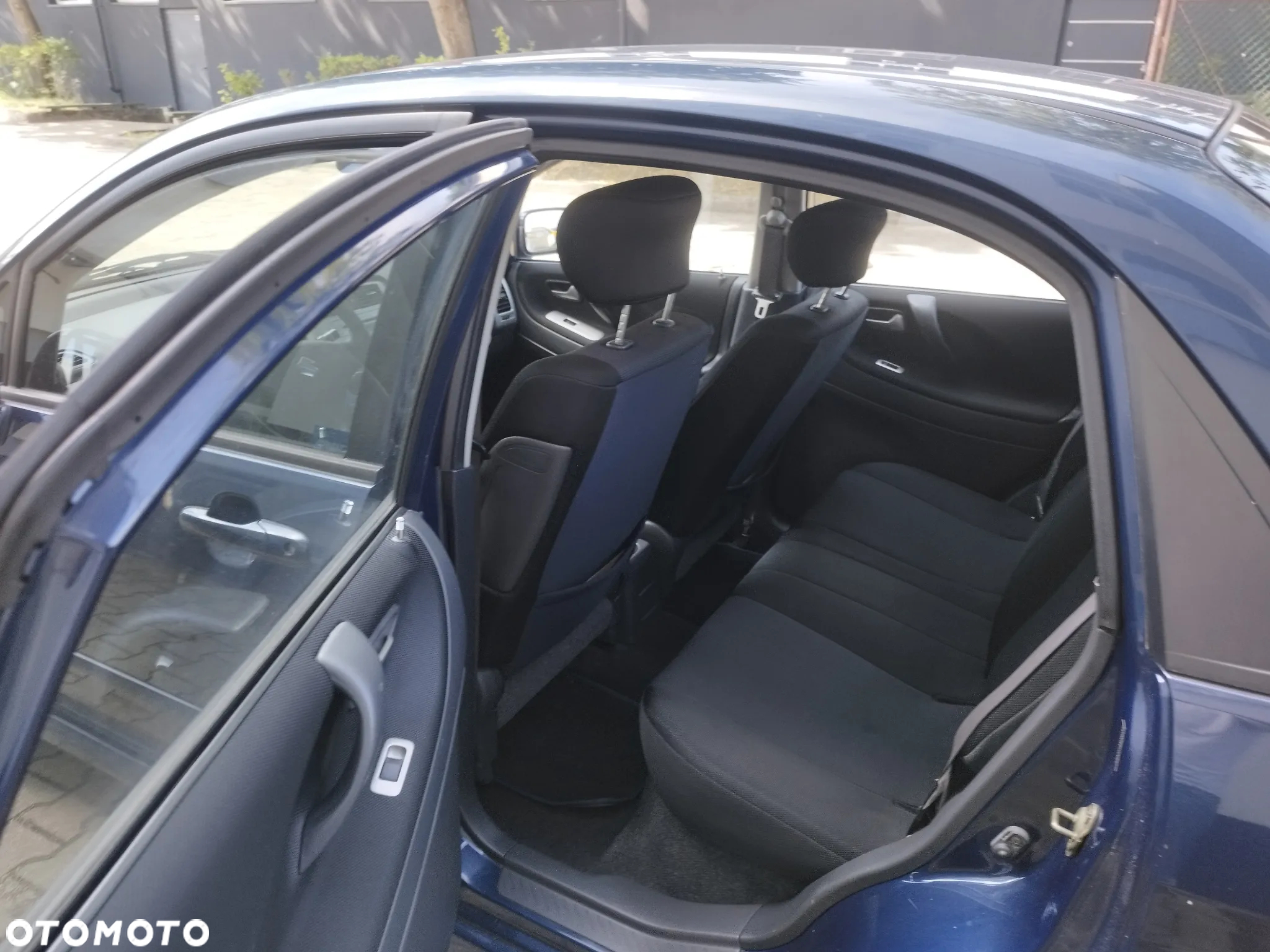 Suzuki Liana 1.6 - 10