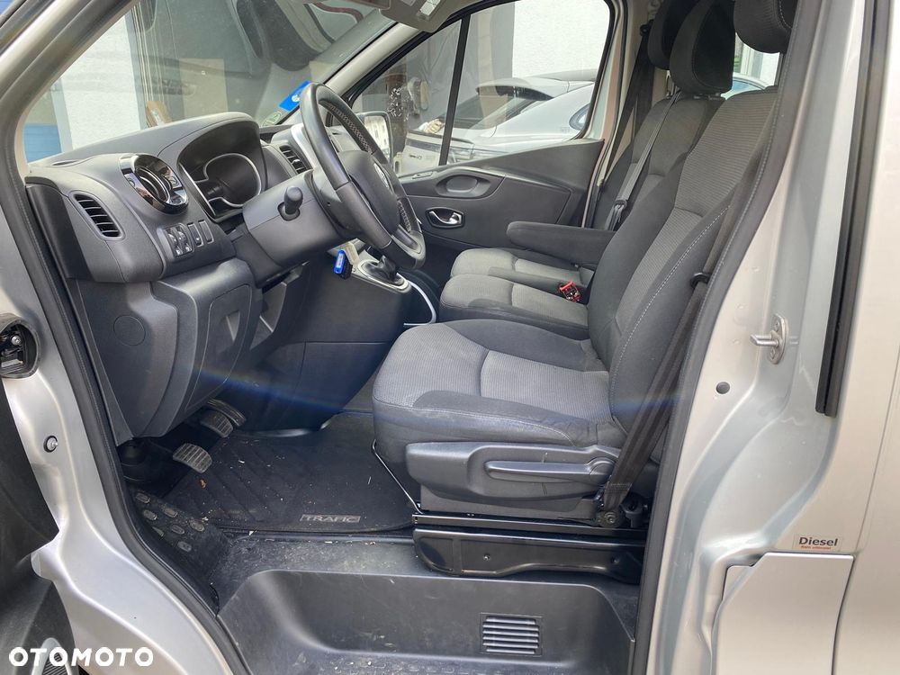 Renault Trafic Combi Life - 13