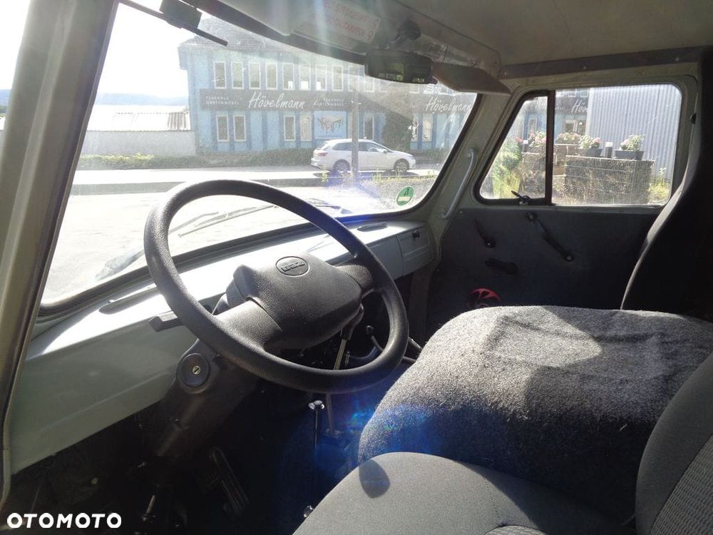 Uaz 452 - 15