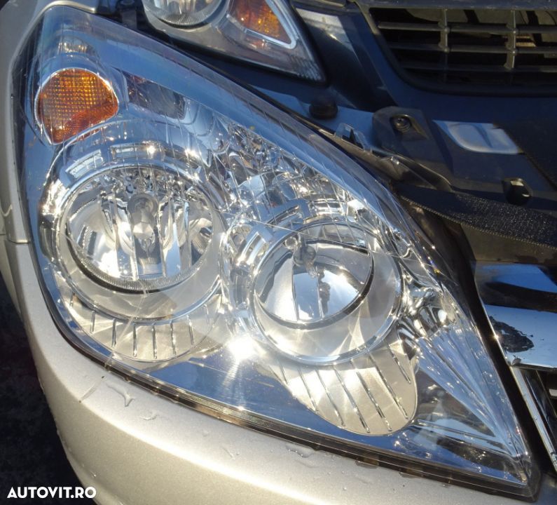 Fata completa Opel Astra H facelift din 2010 volan pe stanga - 2