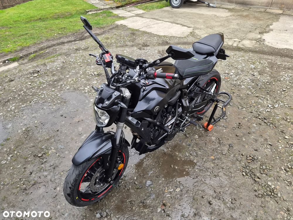 Yamaha MT - 5