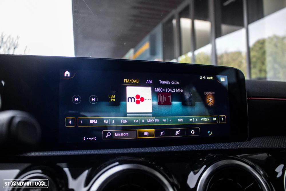 Mercedes-Benz A 250 e AMG Line - 40