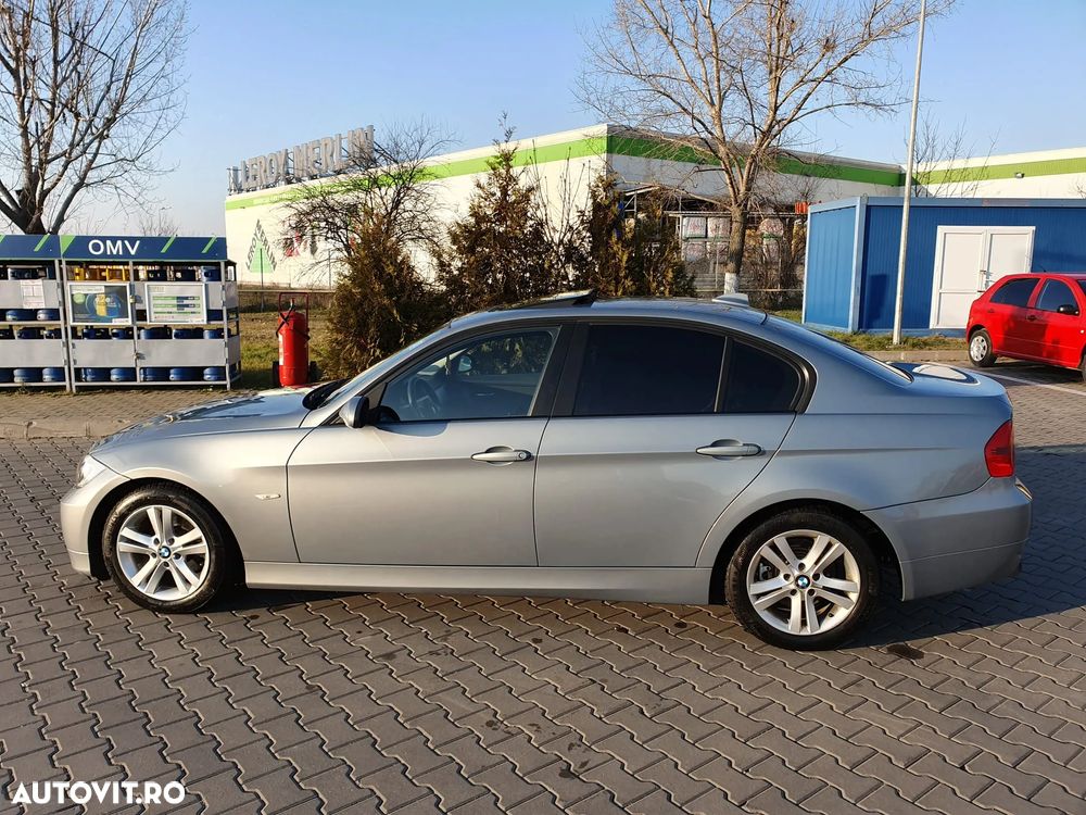 BMW Seria 3 320d DPF - 8