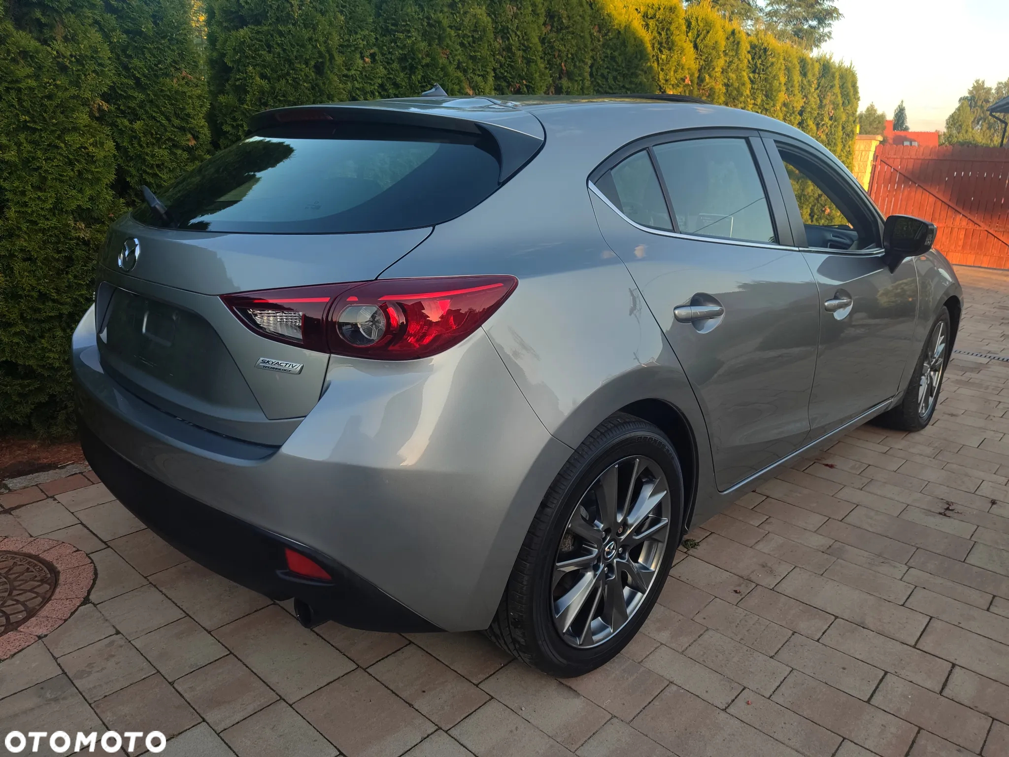 Mazda 3 - 6