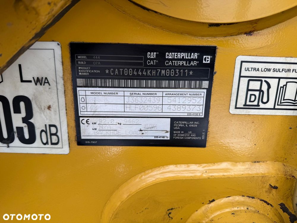 Caterpillar 444 - 13