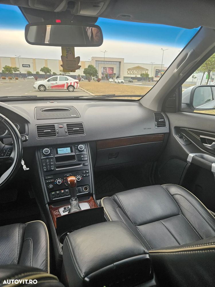 Volvo XC 90 - 13