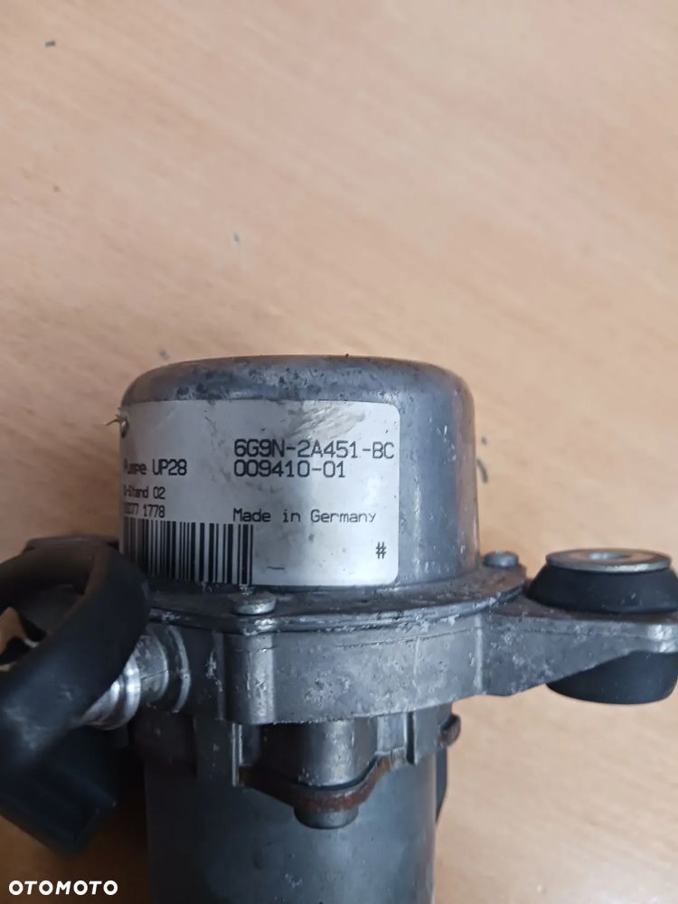 Pompa vacuum podcisnienia Volvo S80 V70 2.5 T 6G9N-2A451-BC - 2