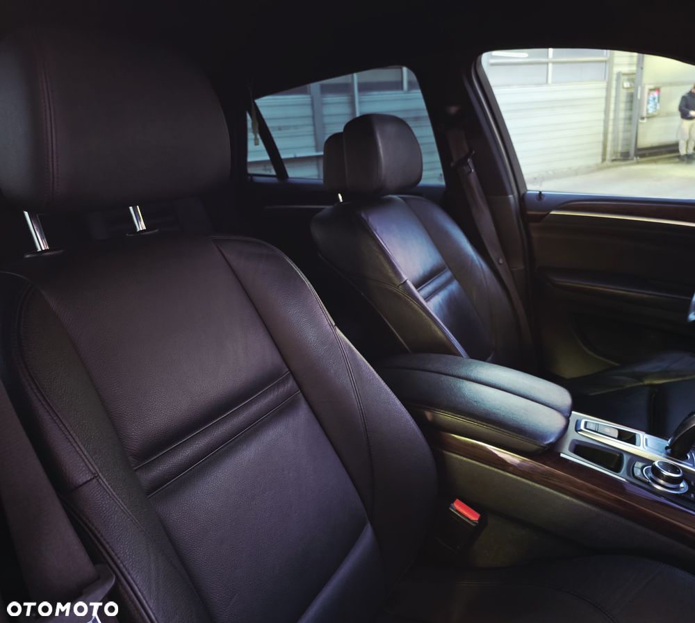 BMW X6 - 9