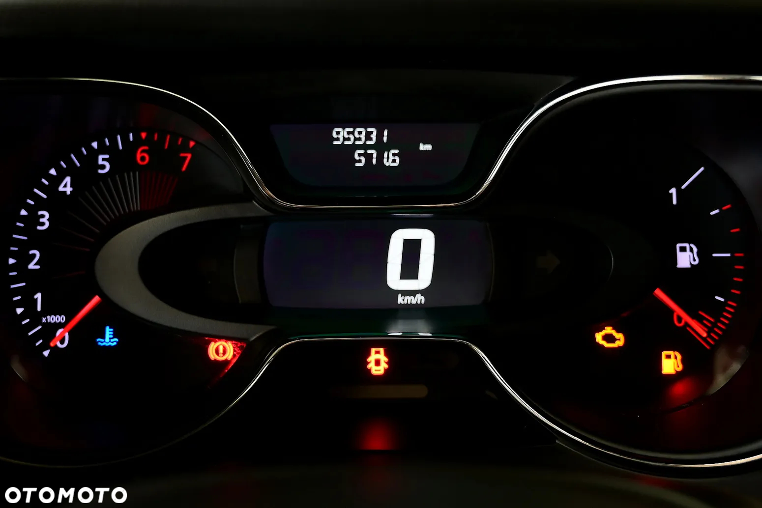 Renault Captur - 27