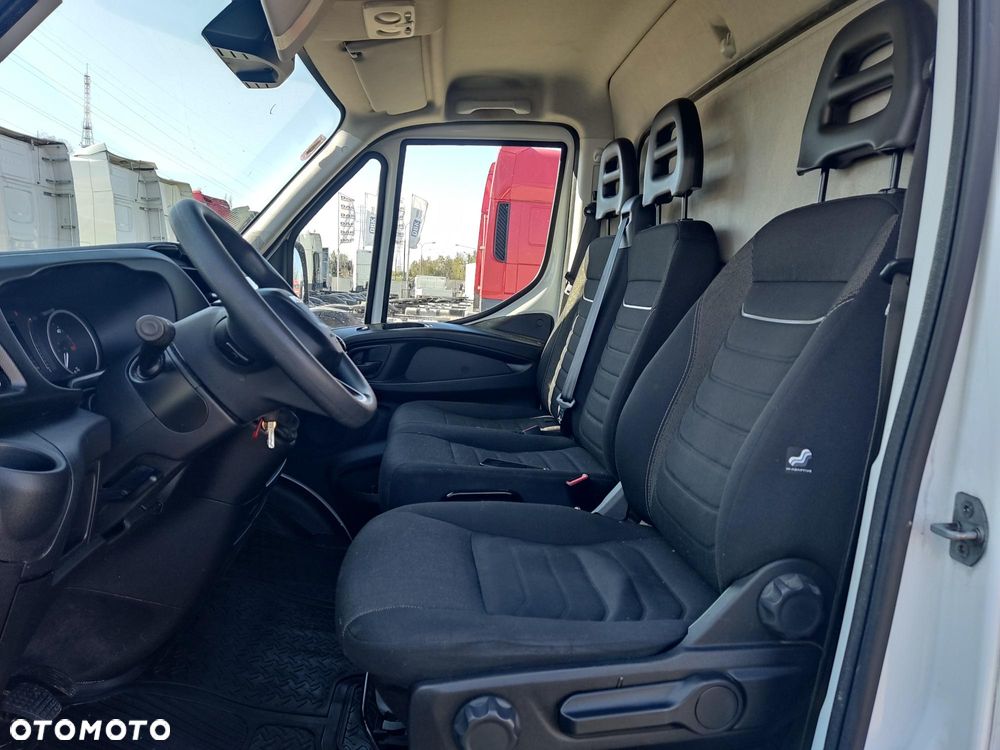 Iveco Daily 35s14 kontener meblowy - 5