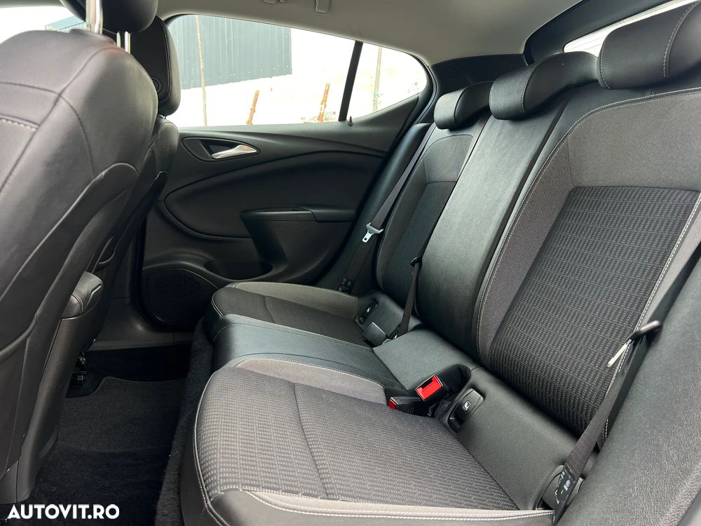 Opel Astra 1.5 Start/Stop Aut. Elegance - 6