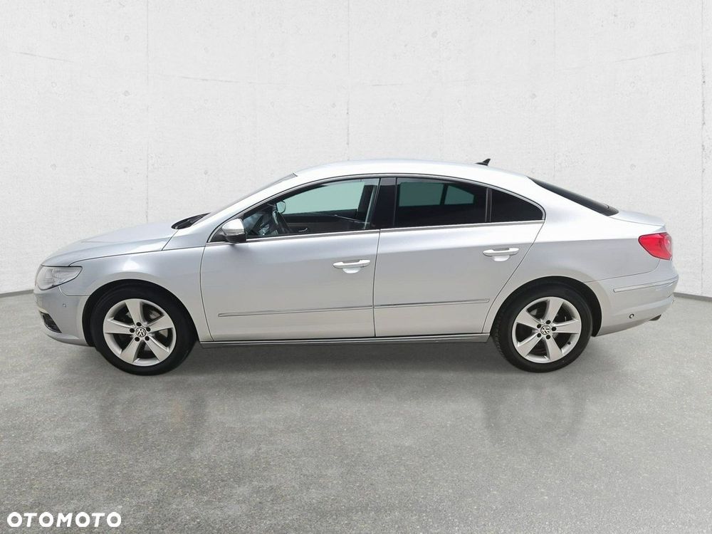 Volkswagen Passat CC - 8