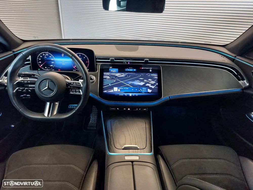 Mercedes-Benz E 220 d AMG Line - 20