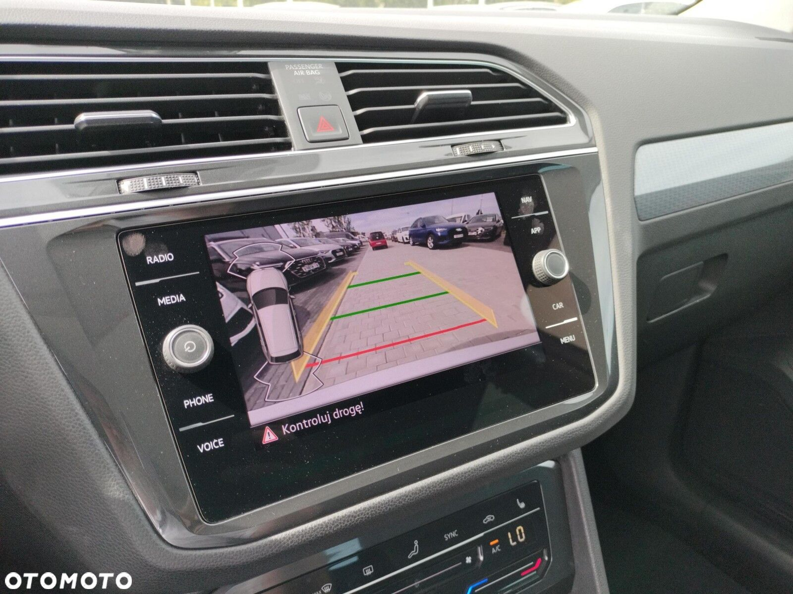 Volkswagen Tiguan - 19