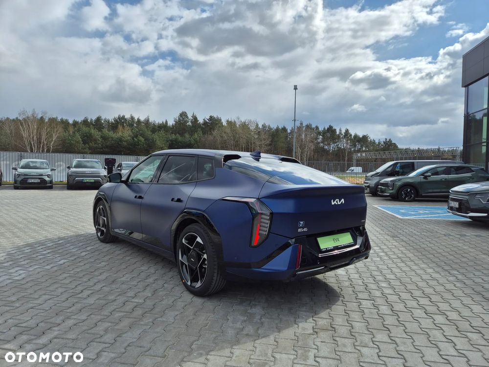 Kia EV4 81.4kWh GT-Line - 3