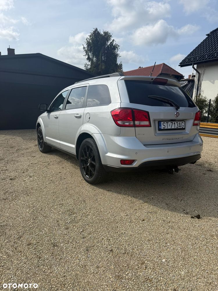 Fiat Freemont 2.0 Multijet Black Code AWD - 10