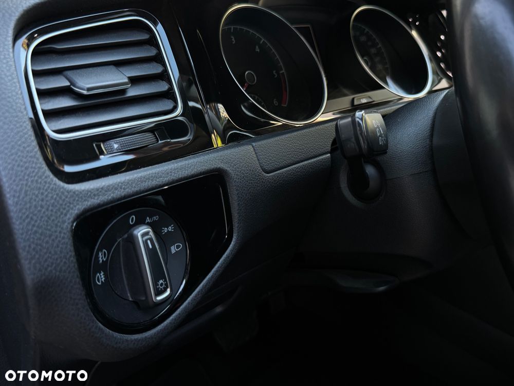 Volkswagen Golf 2.0 TDI (BlueMotion Technology) DSG Highline - 30