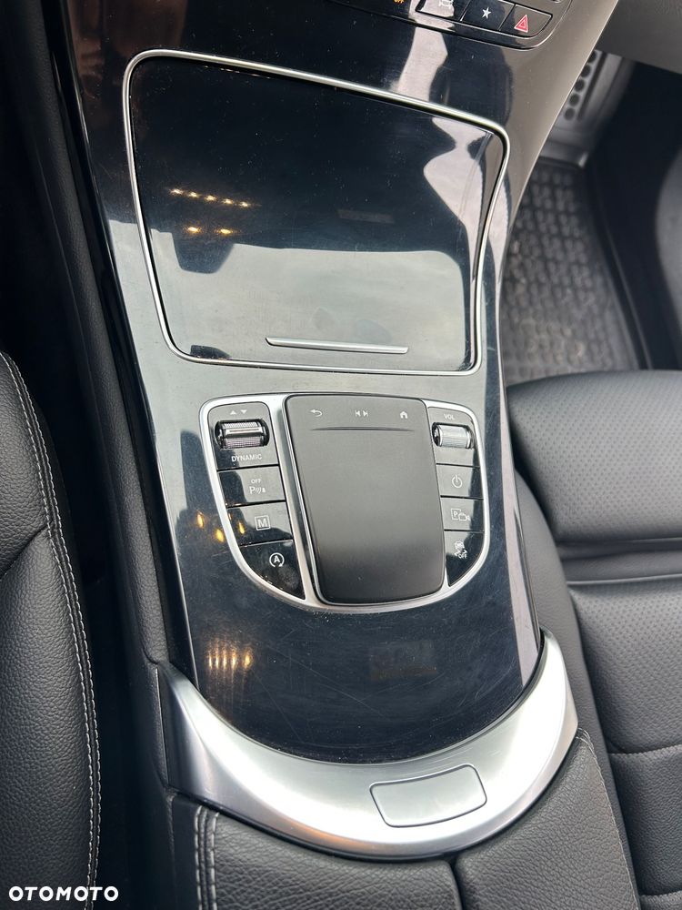Mercedes-Benz GLC 200 d 4-Matic Business Edition - 24