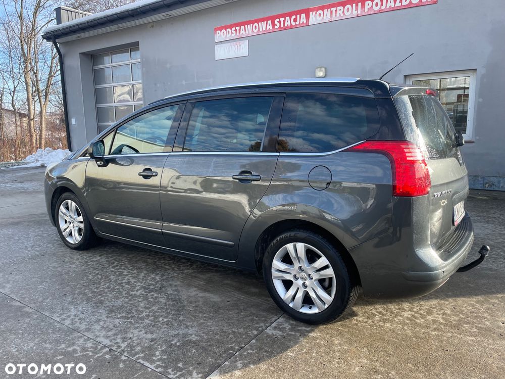 Peugeot 5008 2.0 HDi Business Line 7os - 9