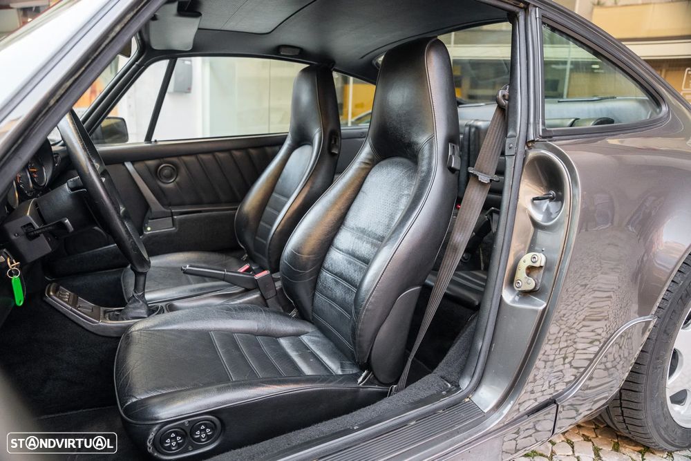 Porsche 911 (964) Coupé 3.6 Carrera 4 - 6