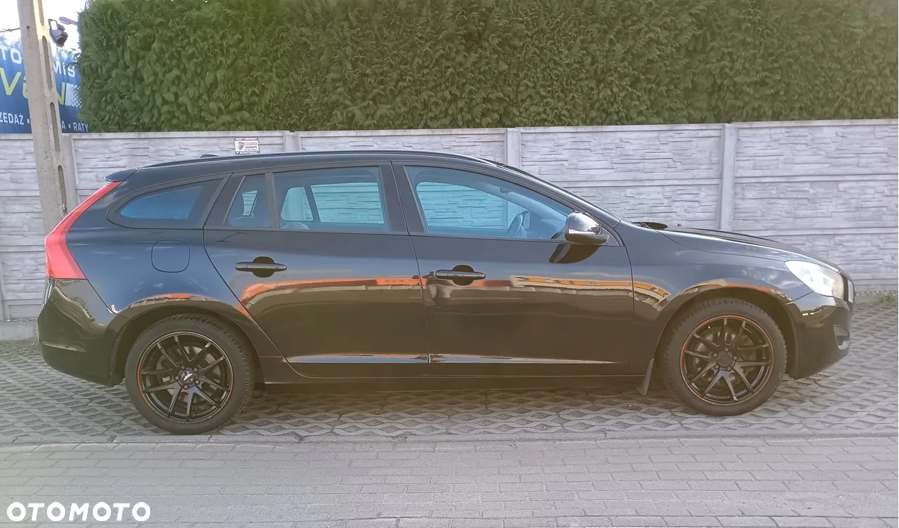 Volvo V60 DRIVe - 21