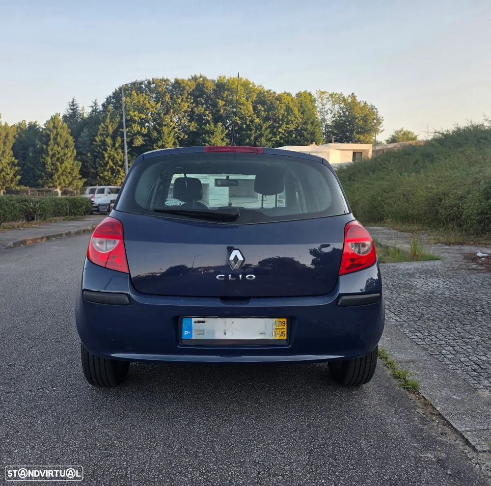Renault Clio 1.5 dCi Confort - 6