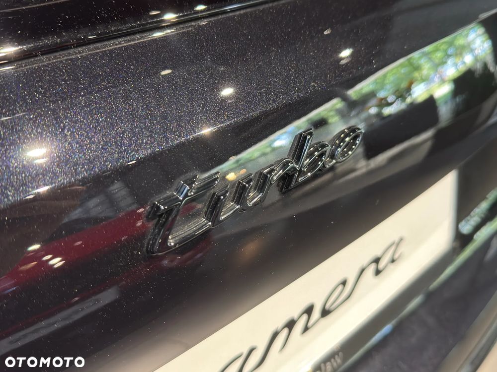 Porsche Panamera Turbo E-Hybrid PHEV - 11