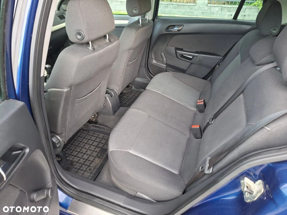 Opel Astra 1.6 - 5