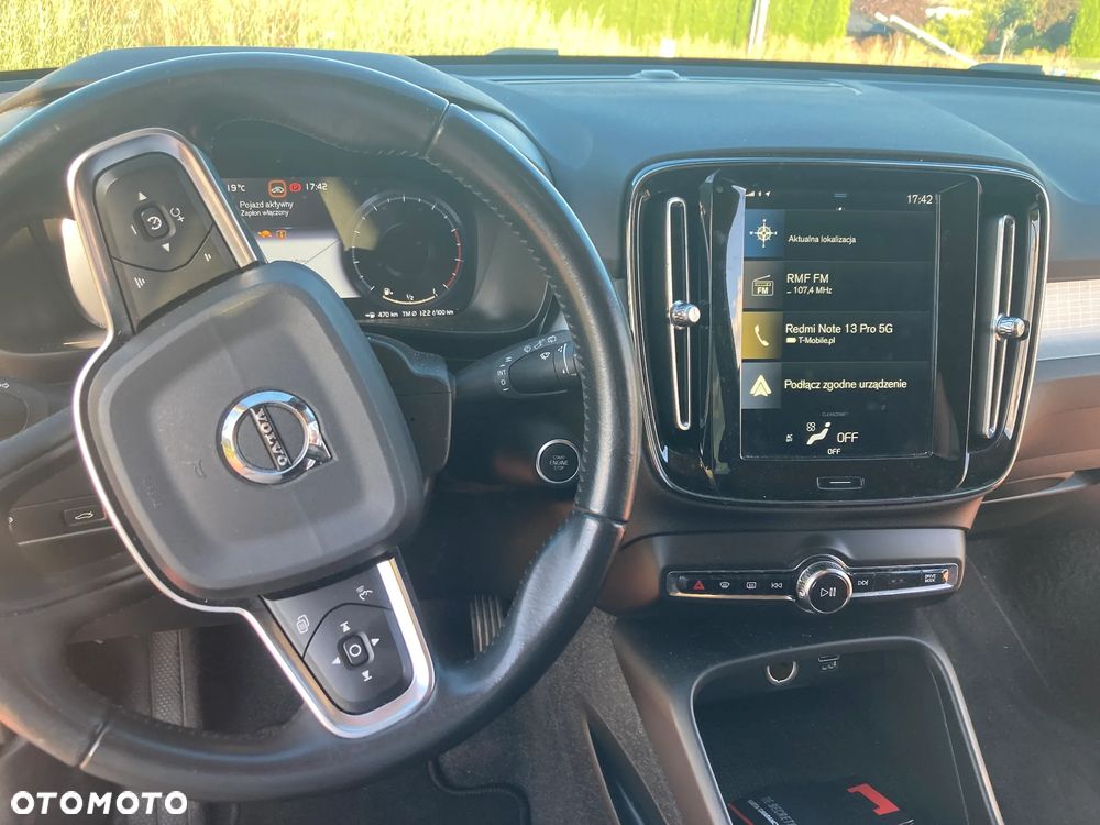 Volvo XC 40 T3 Geartronic Momentum - 14